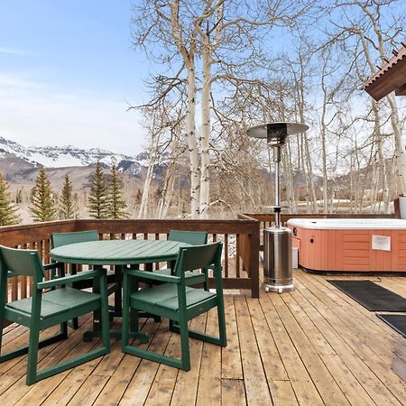 Russell Home By Avantstay Expansive Deck Stunning Views Hot Tub Теллурайд Екстер'єр фото